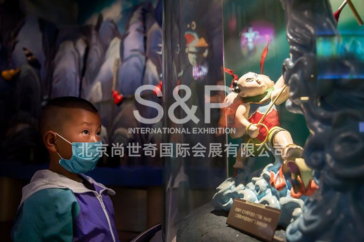 小觀眾被國產經典動畫模型吸引。